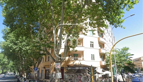 appartamento in vendita a Roma in zona Appio Latino