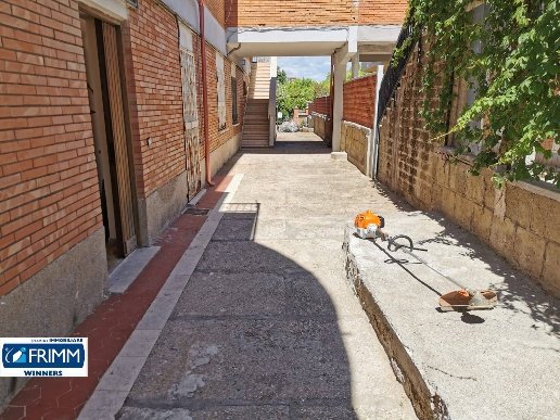 appartamento in vendita a Roma in zona Torre Angela