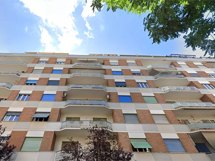 appartamento in vendita a Roma in zona Ardeatino