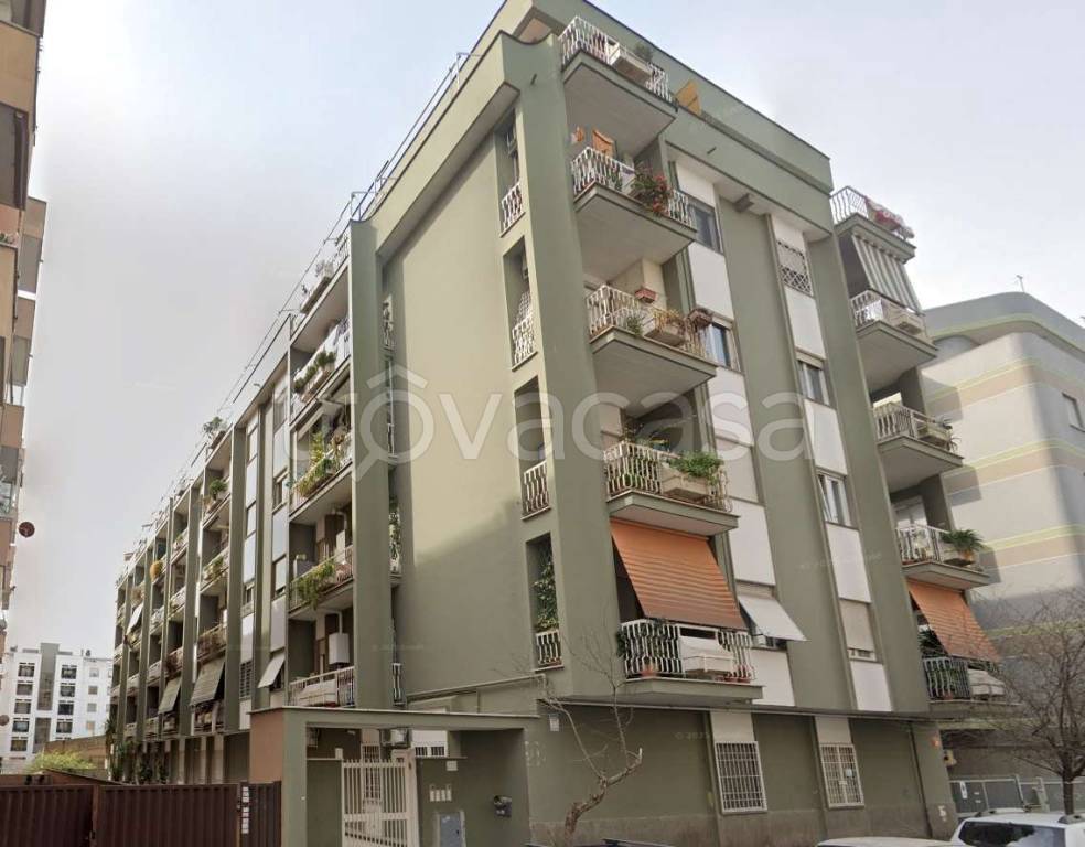 appartamento in vendita a Roma in zona Ostia