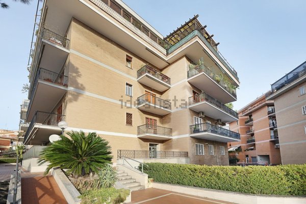 appartamento in vendita a Roma in zona Gianicolense