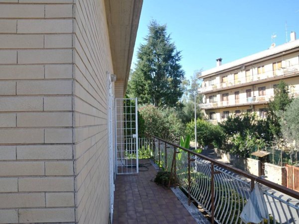 appartamento in vendita a Roma in zona Casalotti