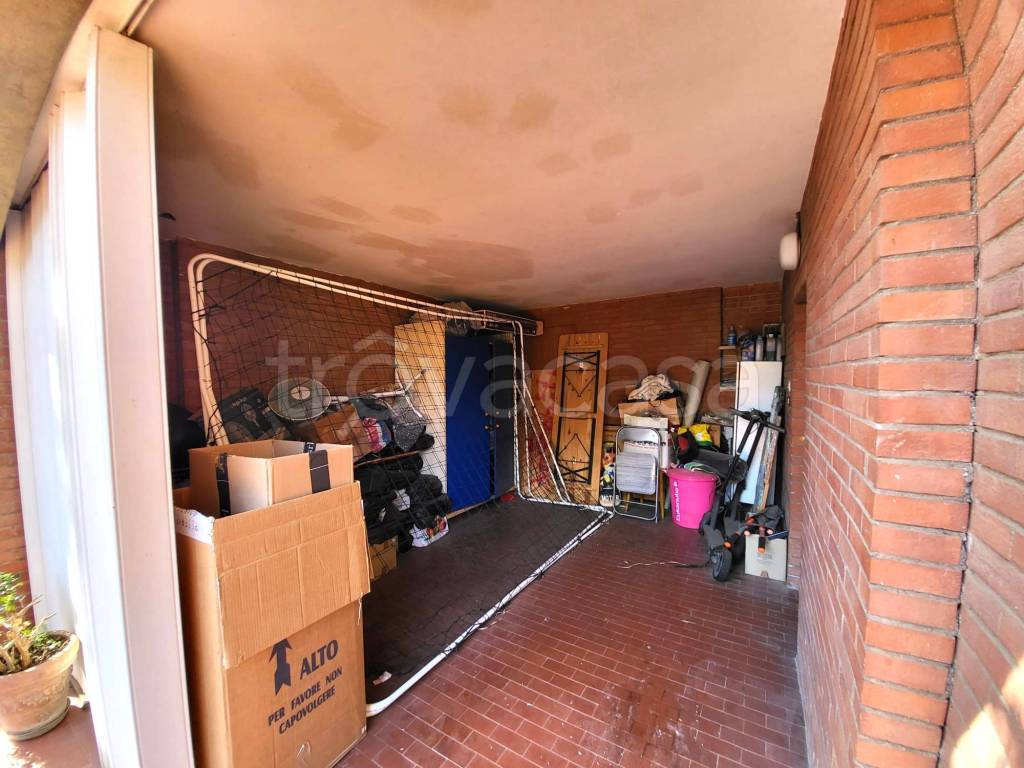 casa indipendente in vendita a Roma in zona Axa