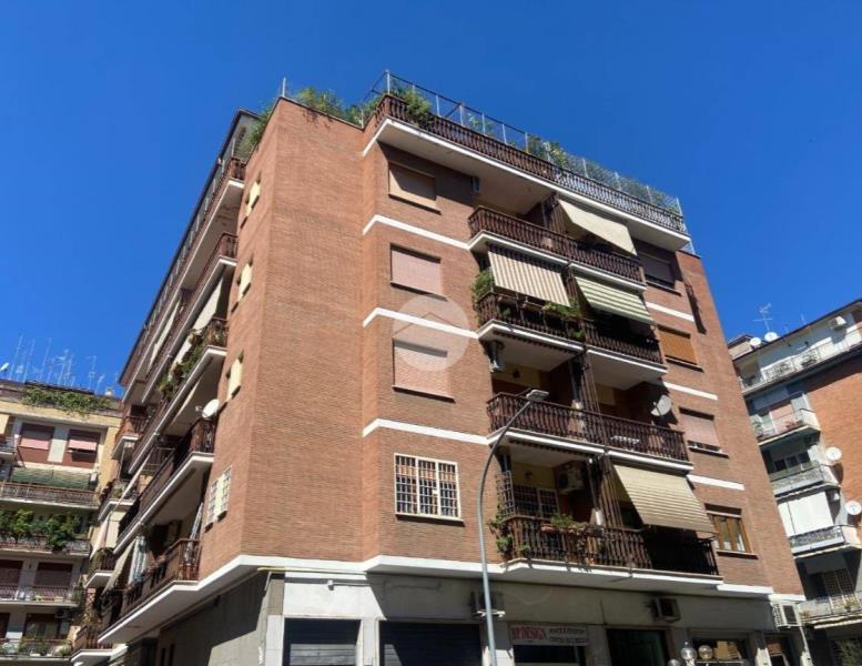 appartamento in vendita a Roma in zona Monte Sacro/Talenti