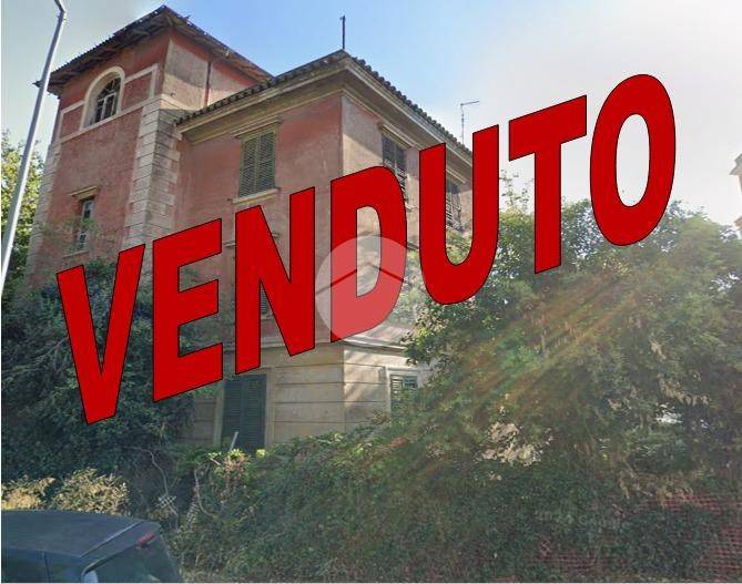 appartamento in vendita a Roma in zona Della Vittoria