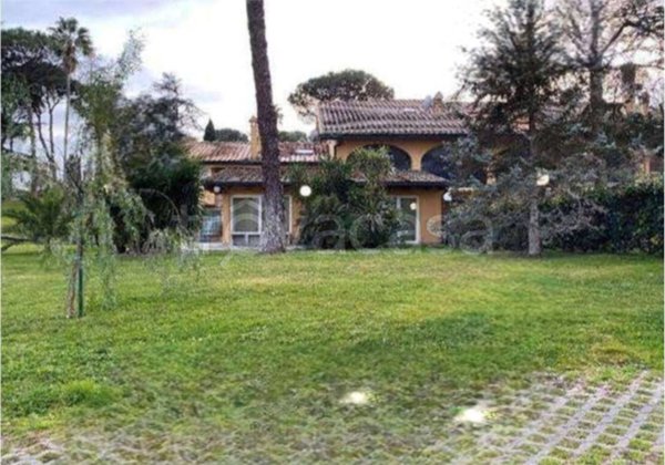 casa indipendente in vendita a Roma in zona Torricola