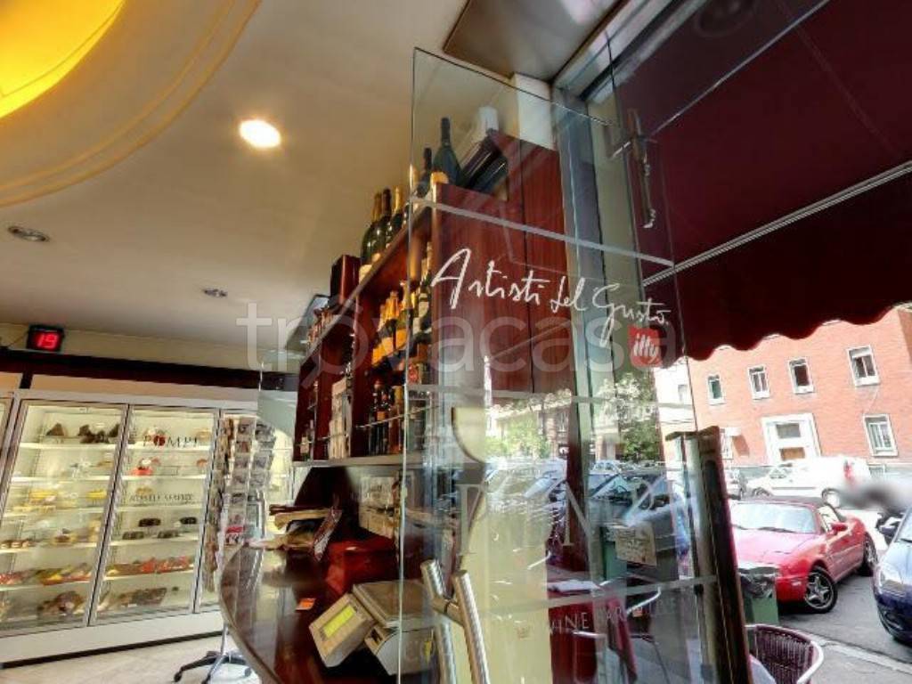 appartamento in vendita a Roma in zona Appio Latino