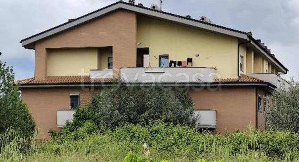 appartamento in vendita a Roma in zona Finocchio