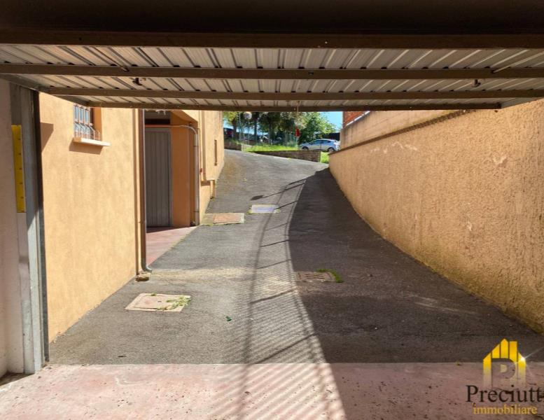 locale di sgombero in vendita a Roma