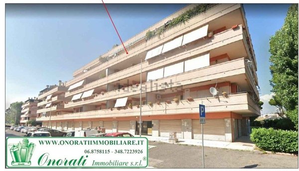 locale commerciale in vendita a Roma in zona Tor Sapienza