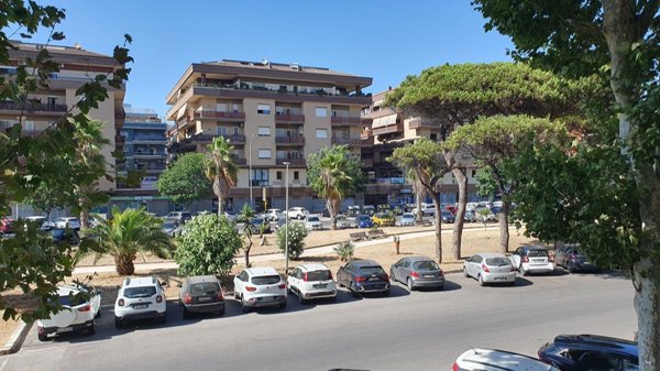 appartamento in vendita a Roma in zona Ostia
