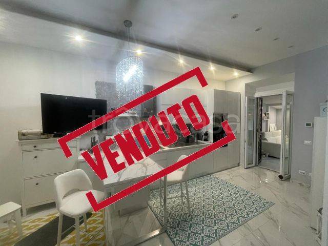 appartamento in vendita a Roma in zona Colle del Sole