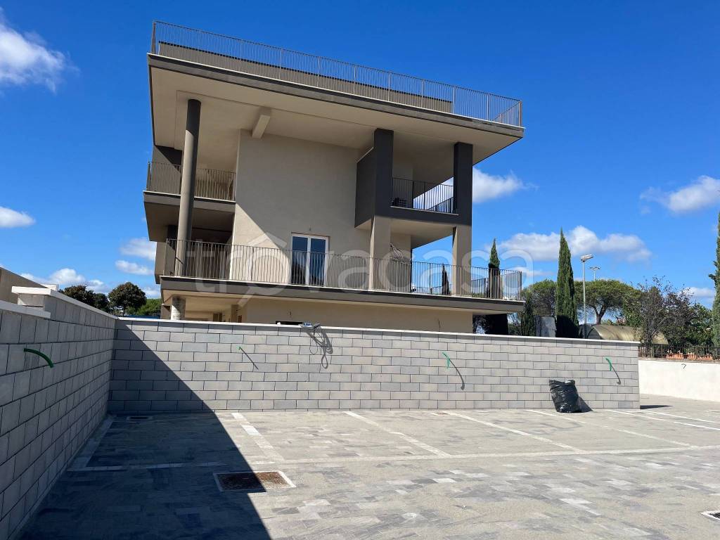 appartamento in vendita a Roma in zona Acilia