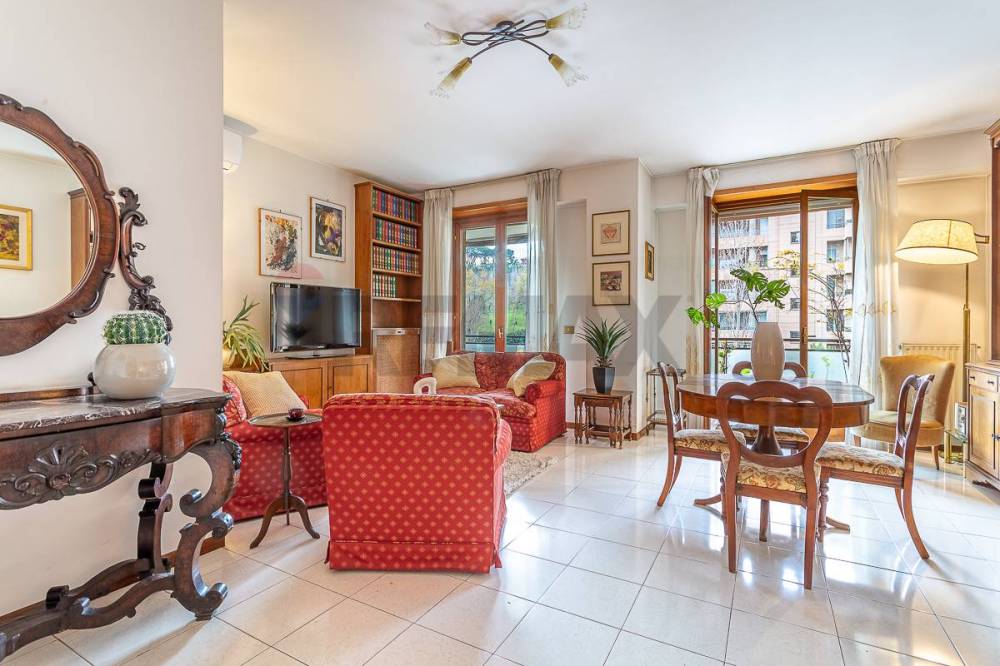 appartamento in vendita a Roma in zona Torrino