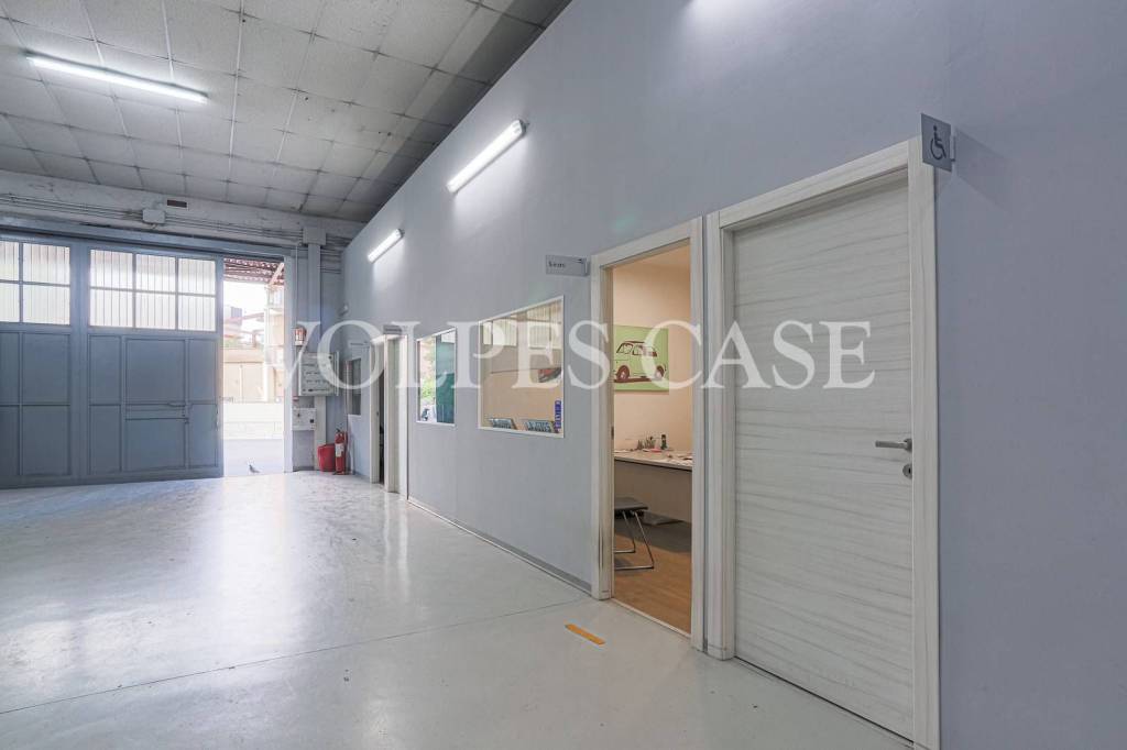 locale commerciale in vendita a Roma in zona Pietralata