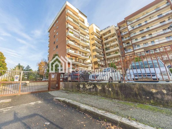appartamento in vendita a Roma in zona Torrino