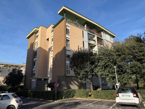 appartamento in vendita a Roma in zona EUR
