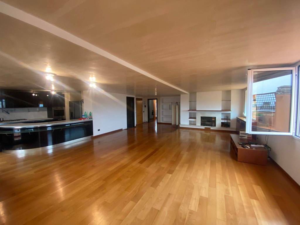 appartamento in vendita a Roma in zona Torrino