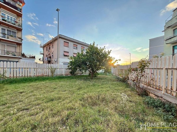 appartamento in vendita a Roma in zona Prenestino-Centocelle