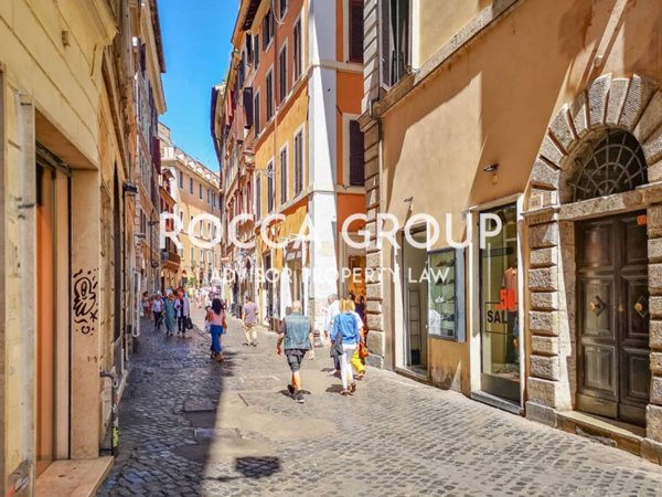 negozio in vendita a Roma in zona Centro Storico