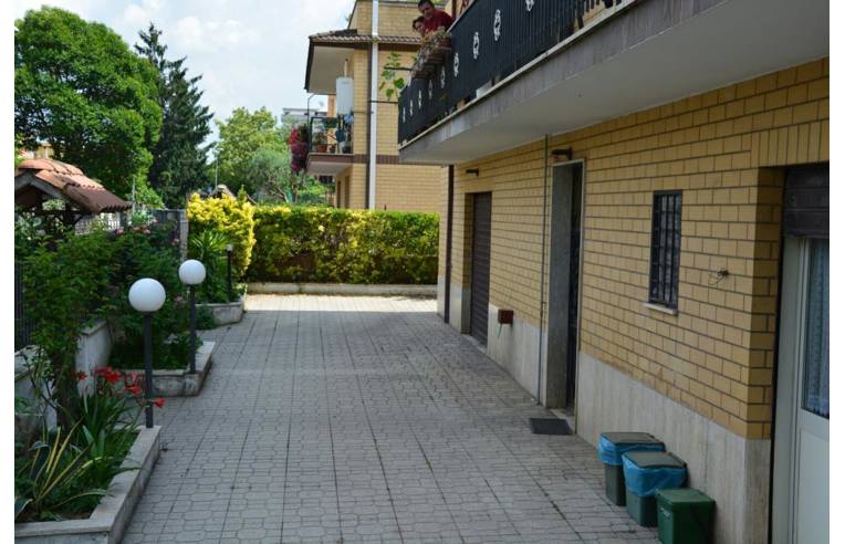 appartamento in vendita a Roma in zona Ponte Mammolo
