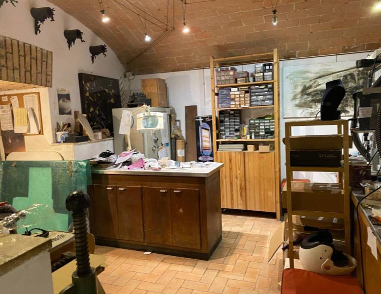 negozio in vendita a Roma in zona Rione Prati