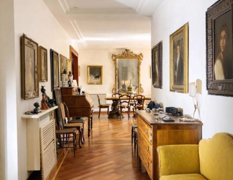 appartamento in vendita a Roma in zona Tomba di Nerone