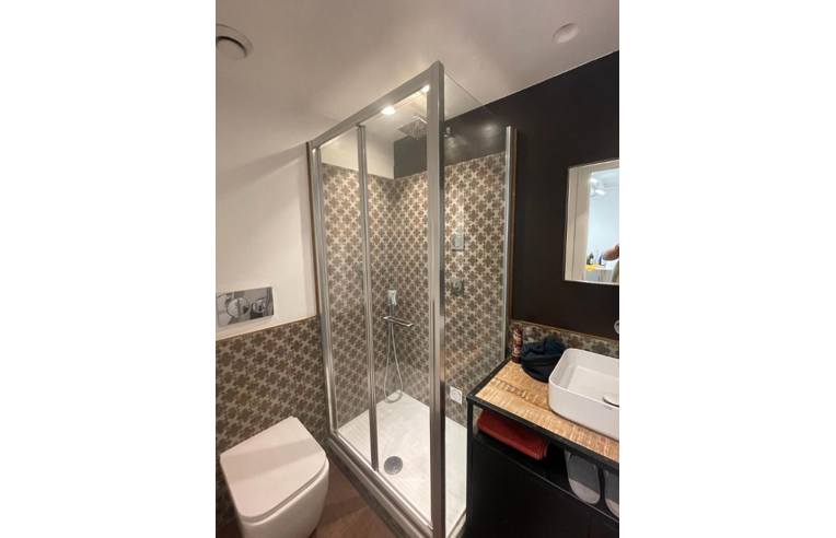 ufficio in vendita a Roma in zona Romanina