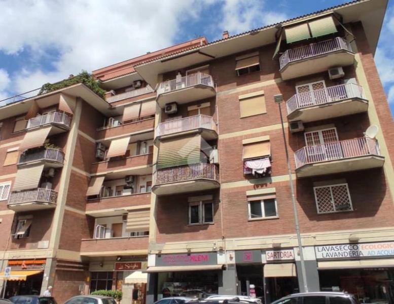 appartamento in vendita a Roma in zona Collatino