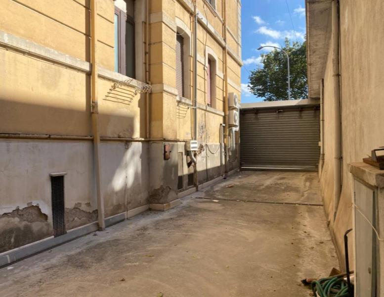 ufficio in vendita a Roma in zona Gianicolense