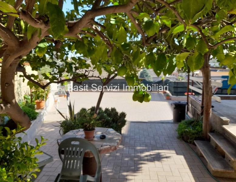 appartamento in vendita a Roma in zona Gianicolense