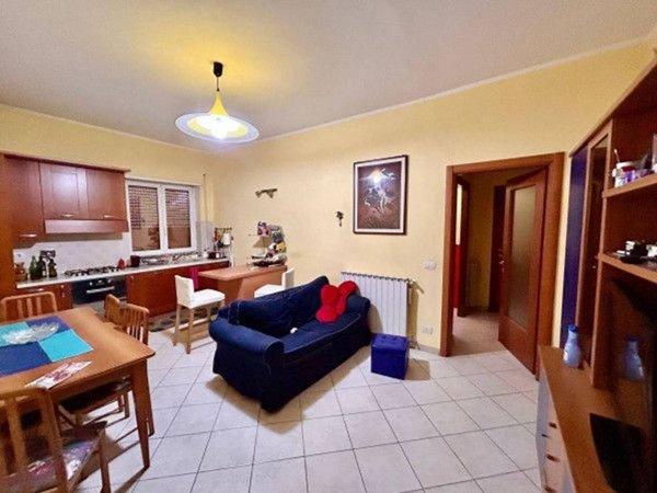 appartamento in vendita a Roma in zona Ostiense