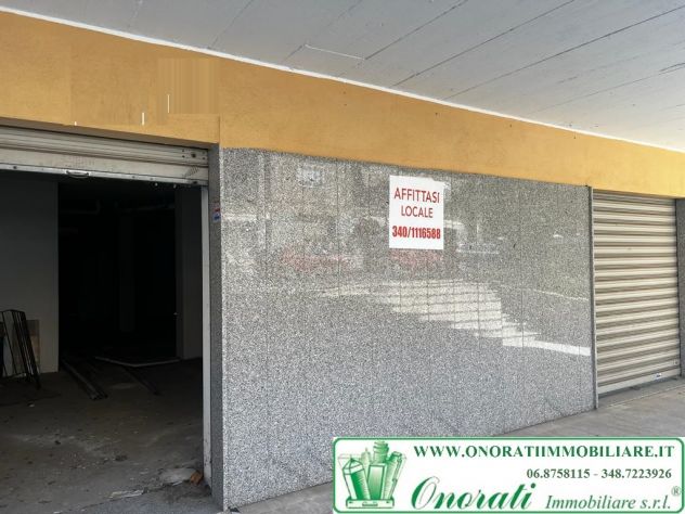 negozio in vendita a Roma in zona Ostiense