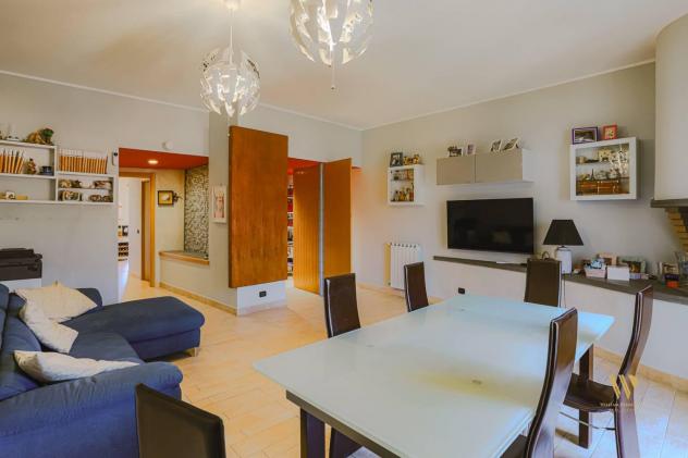 appartamento in vendita a Roma in zona Acilia