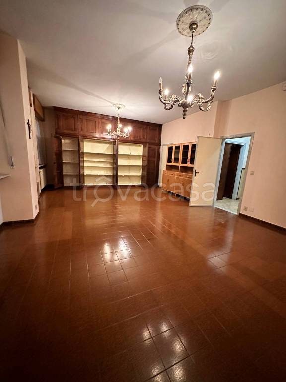 casa indipendente in vendita a Roma in zona Castro Pretorio