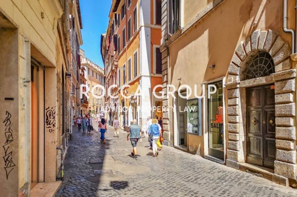 negozio in vendita a Roma in zona Centro Storico