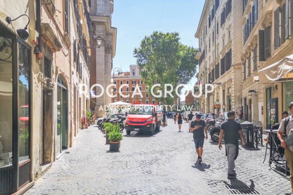 negozio in vendita a Roma in zona Centro Storico