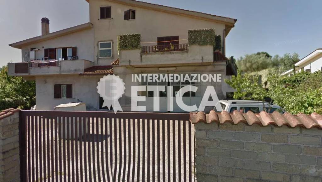 casa indipendente in vendita a Roma in zona Castel di Leva