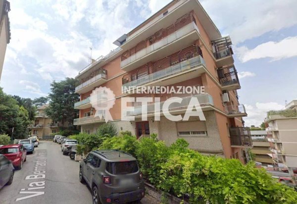 appartamento in vendita a Roma in zona Della Vittoria