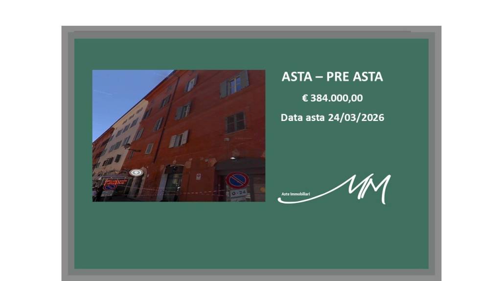 appartamento in vendita a Roma in zona Parione/Sant'Eustachio