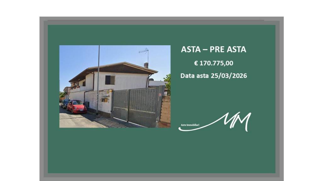 appartamento in vendita a Roma in zona Ostia Antica