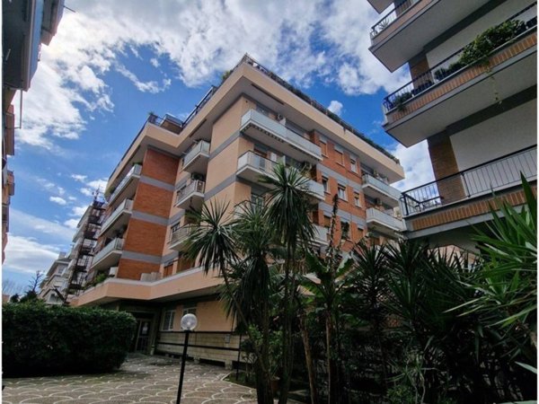 appartamento in vendita a Roma in zona Ostia