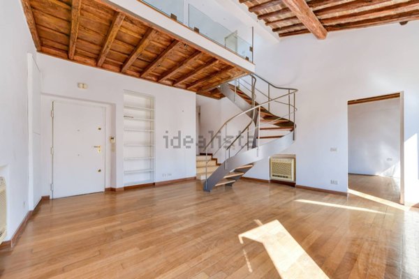 appartamento in vendita a Roma in zona Campo Marzio