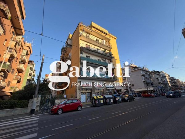 appartamento in vendita a Roma in zona Prenestino-Centocelle