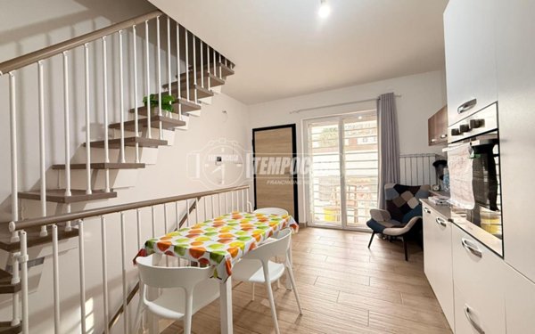 casa indipendente in vendita a Roma in zona Palmarola