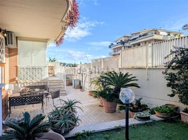 appartamento in vendita a Roma in zona Mezzocammino