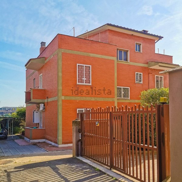 appartamento in vendita a Roma in zona Aurelio