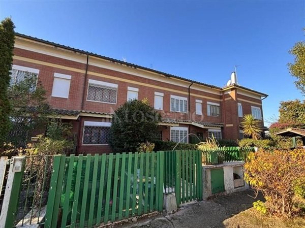 casa indipendente in vendita a Roma in zona Axa