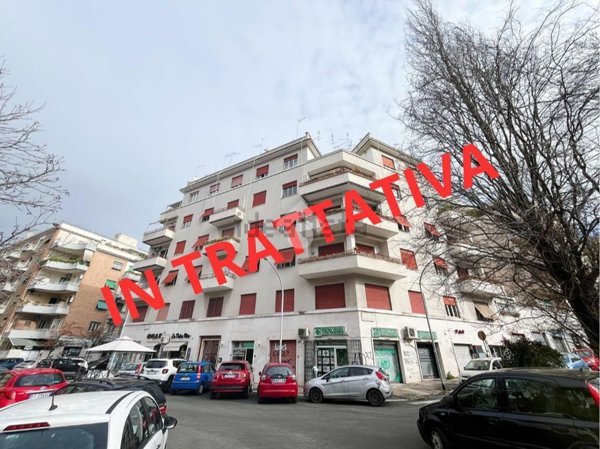 appartamento in vendita a Roma in zona Tuscolano