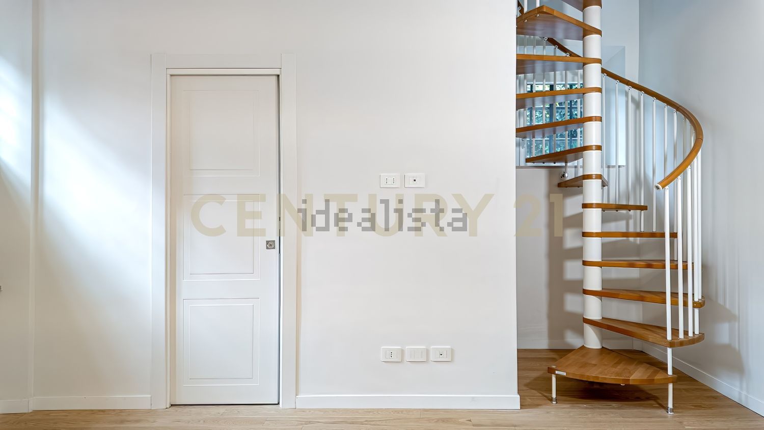 appartamento in vendita a Roma in zona San Saba - Ripa